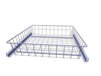 Košík mělký - bílý, chrom a nebo šedý v šířkách od 40 do 100 cm. 